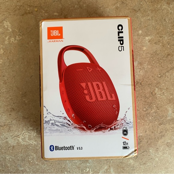 JBL Clip 5 Red Bluetooth Speaker (Brand New!) - Picture 1 of 6